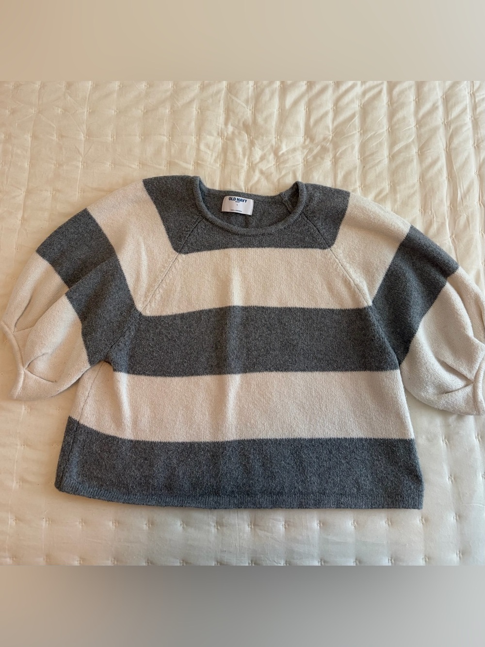 Old Navy Gray and Cream Wide-Stripe Crewneck Sweater